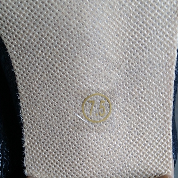 A RIDER GIRL FAUX LEATHER LOAFER MULE SLIDES Size 7.5 - Picture 8 of 14